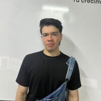 VelloTouch's webcam live show