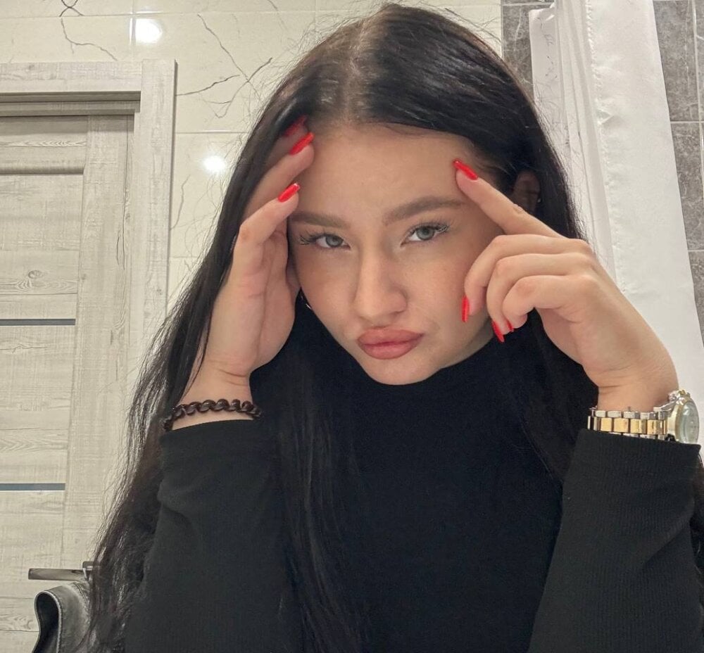 conniellenaa profile