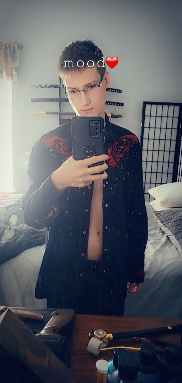 collinisnude