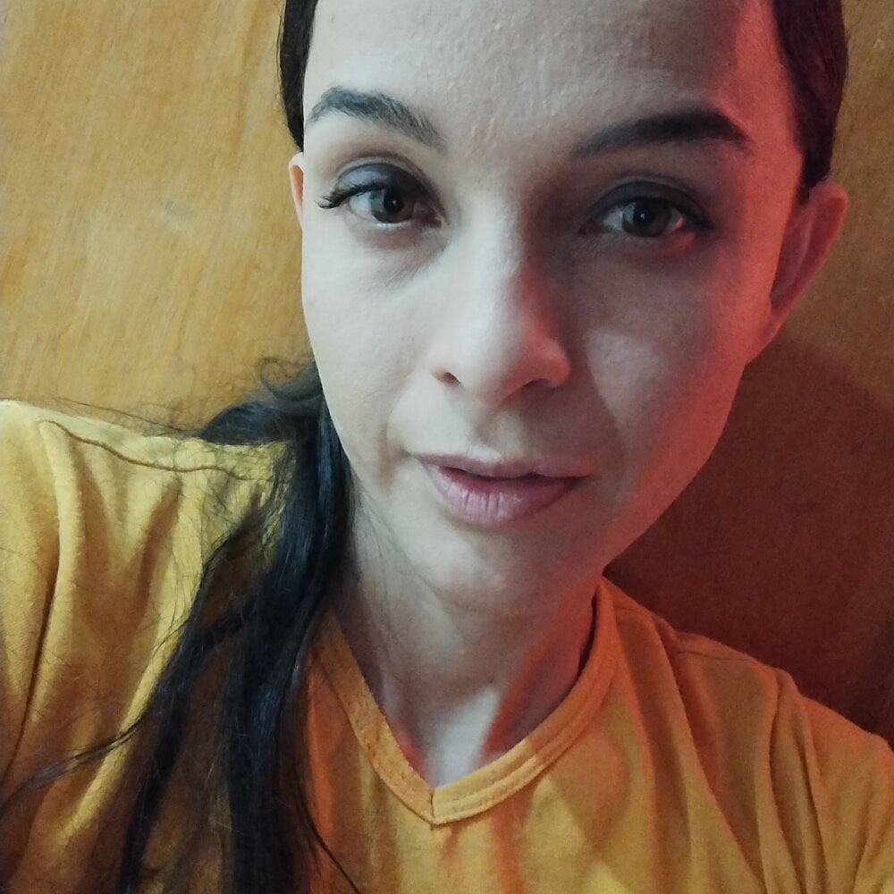 Live sex webcam photo for Victoriaakira #289968200