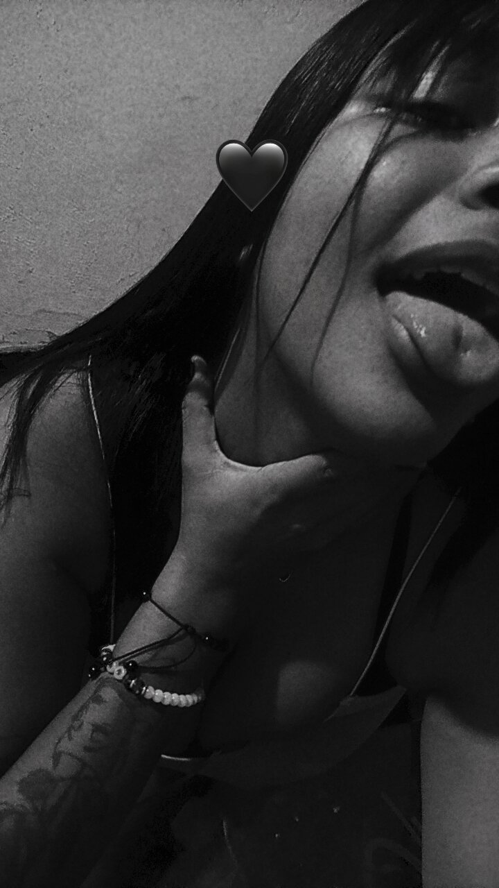 Quint_Mia_Hottie
