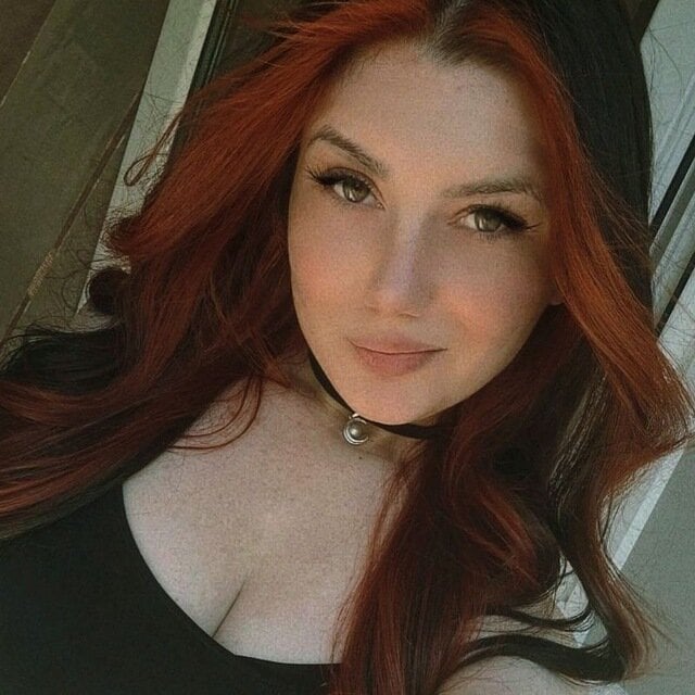 bestlivesexchat.com lorasa livesex profile in straight cams