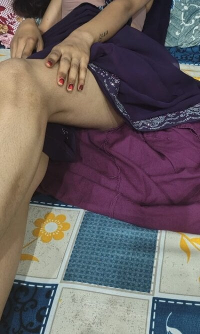 Elize__ Female Smallaudience Chat Cam