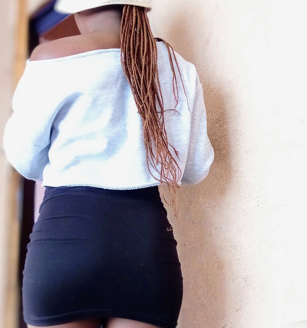 shorthun12 from stripchat