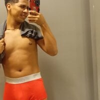 Peter_boys_1's webcam live show