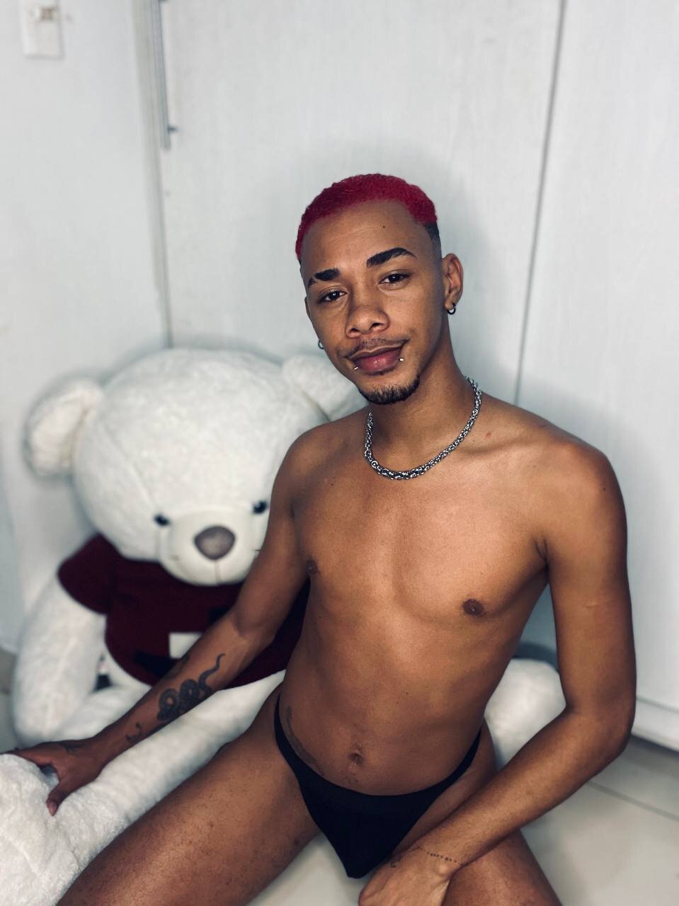 SexyGuys_Medallo