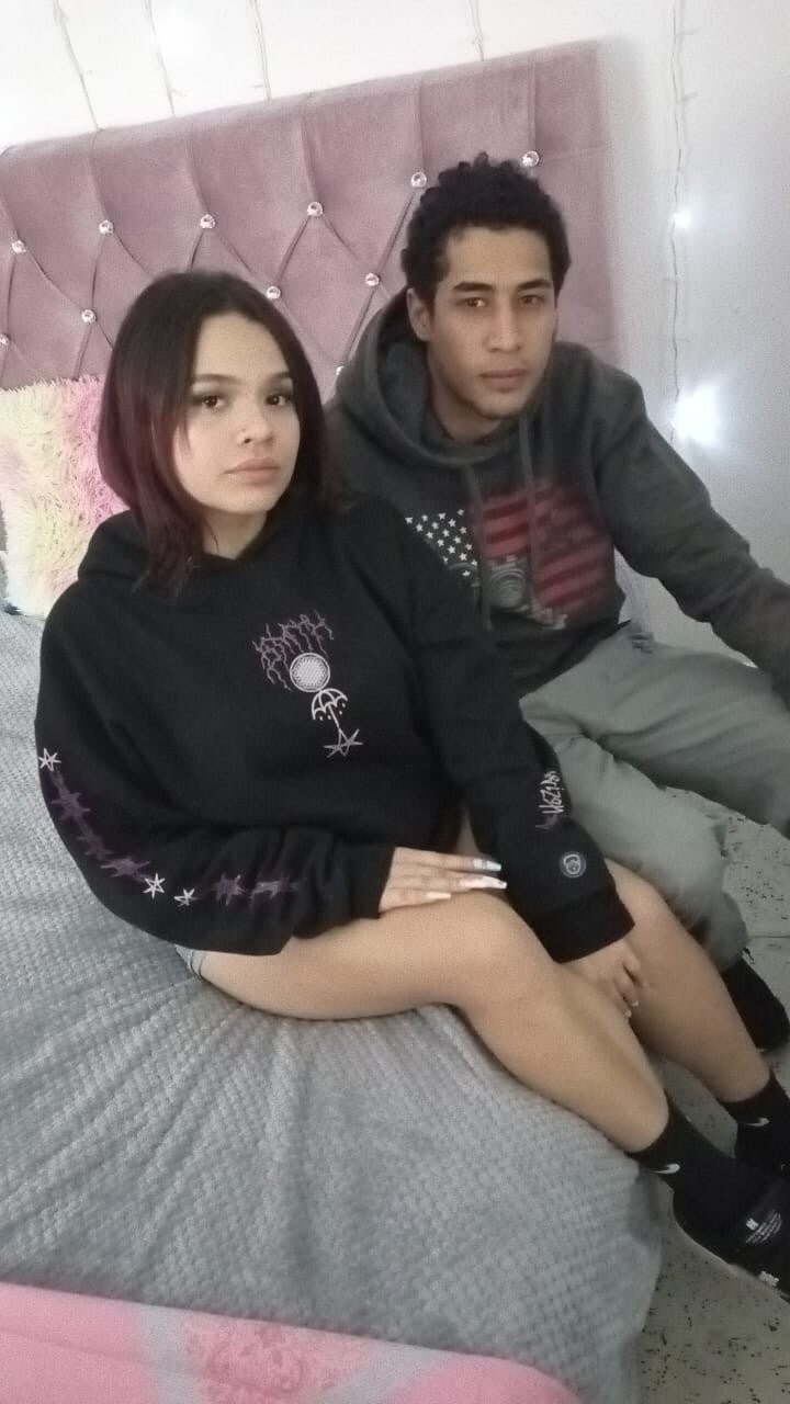 couple_horny_no_limits