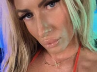 blondiluvsanal