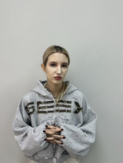noreenhanks from stripchat