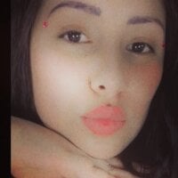 Sarita_Nix's Offline Chat Room
