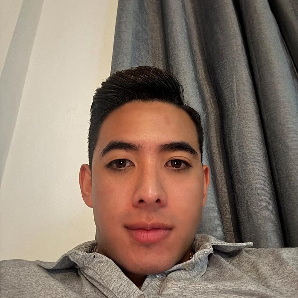 hot_latin_boy_ from stripchat