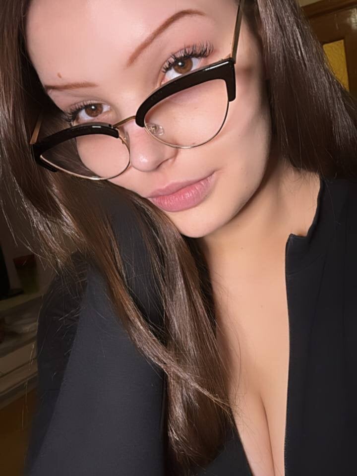 SirenScarlette's Offline XXX Chat