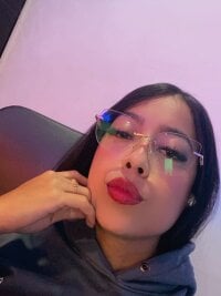 MvGirls' Offline Chat Room