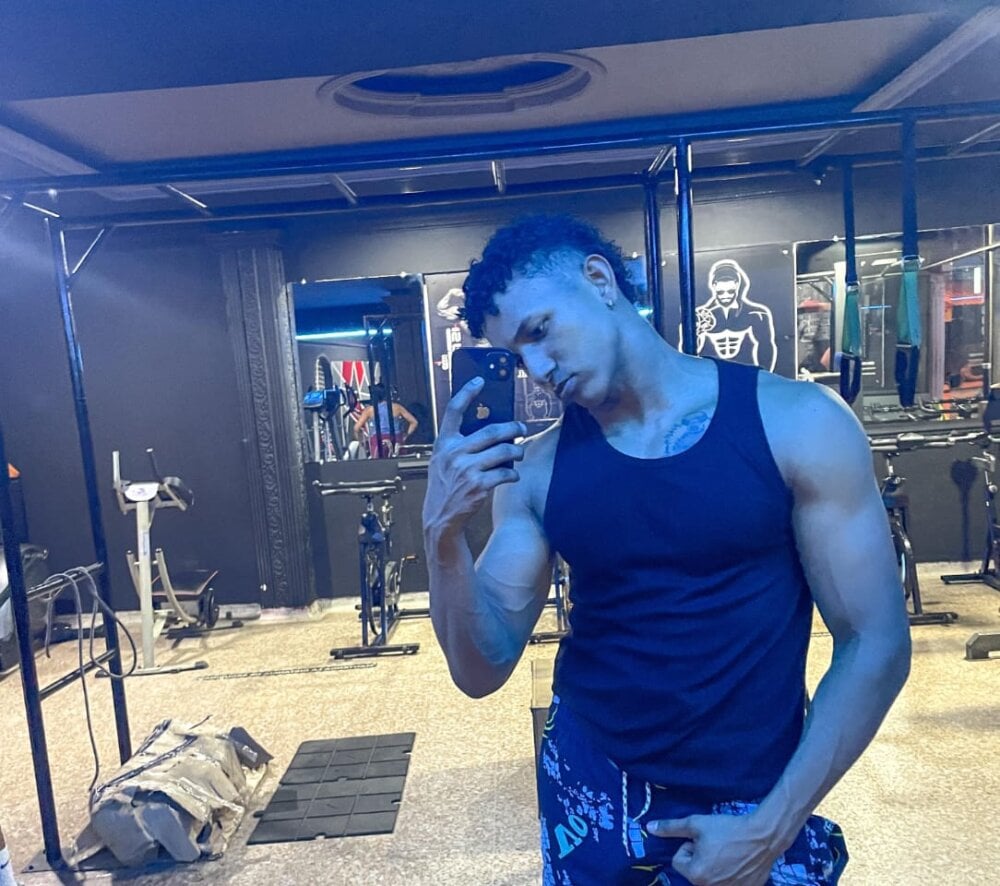 naughty_sebas profile