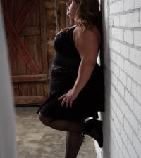 KnockoutBBW's Offline Chat Room