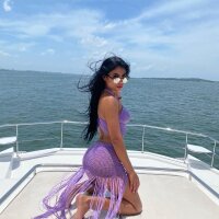 Luisa-xoxo07's Offline XXX Chat