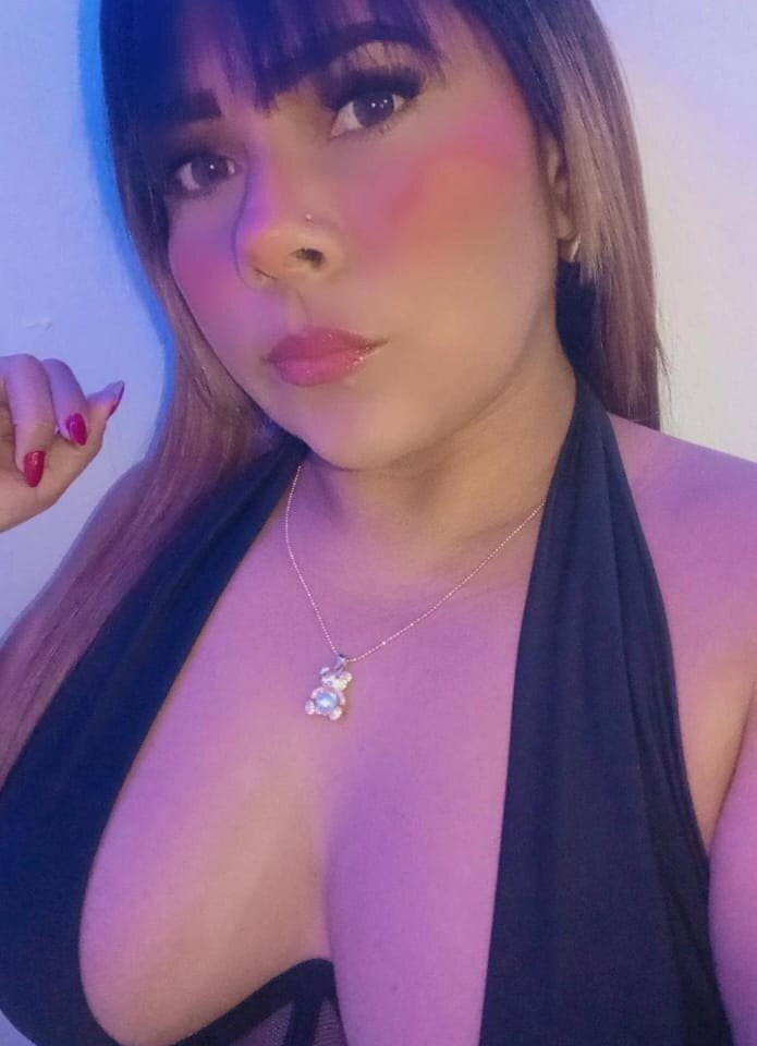 camila_rogue profile