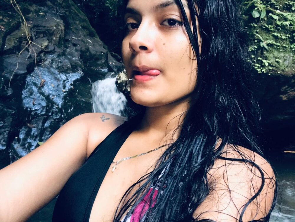 gaby_fosterr profile