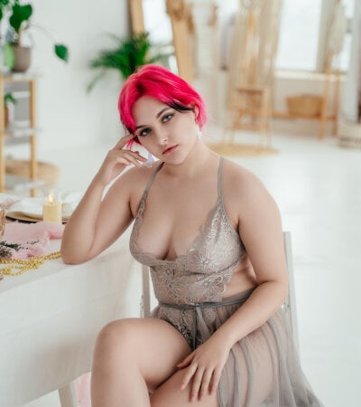 lady_mie from stripchat