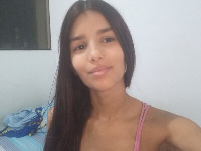 estrella3412 🏔 free webcam