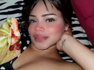AlaishaAjane Female Eroticdance Live Webcam XXX