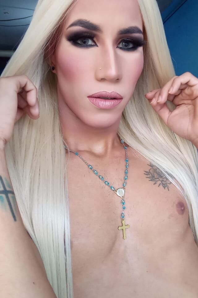 Live sex webcam photo for SOLL_RED #290068696