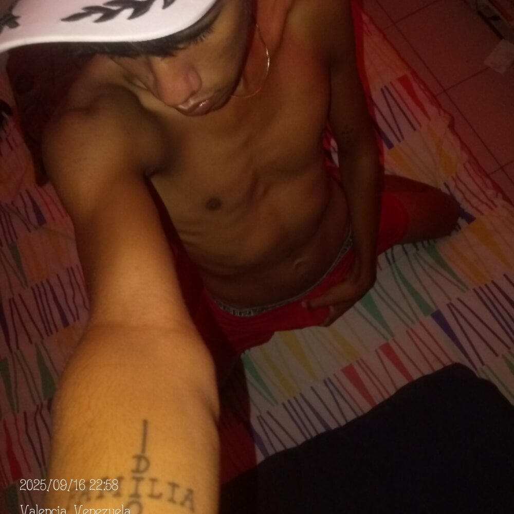 bleider_ from stripchat