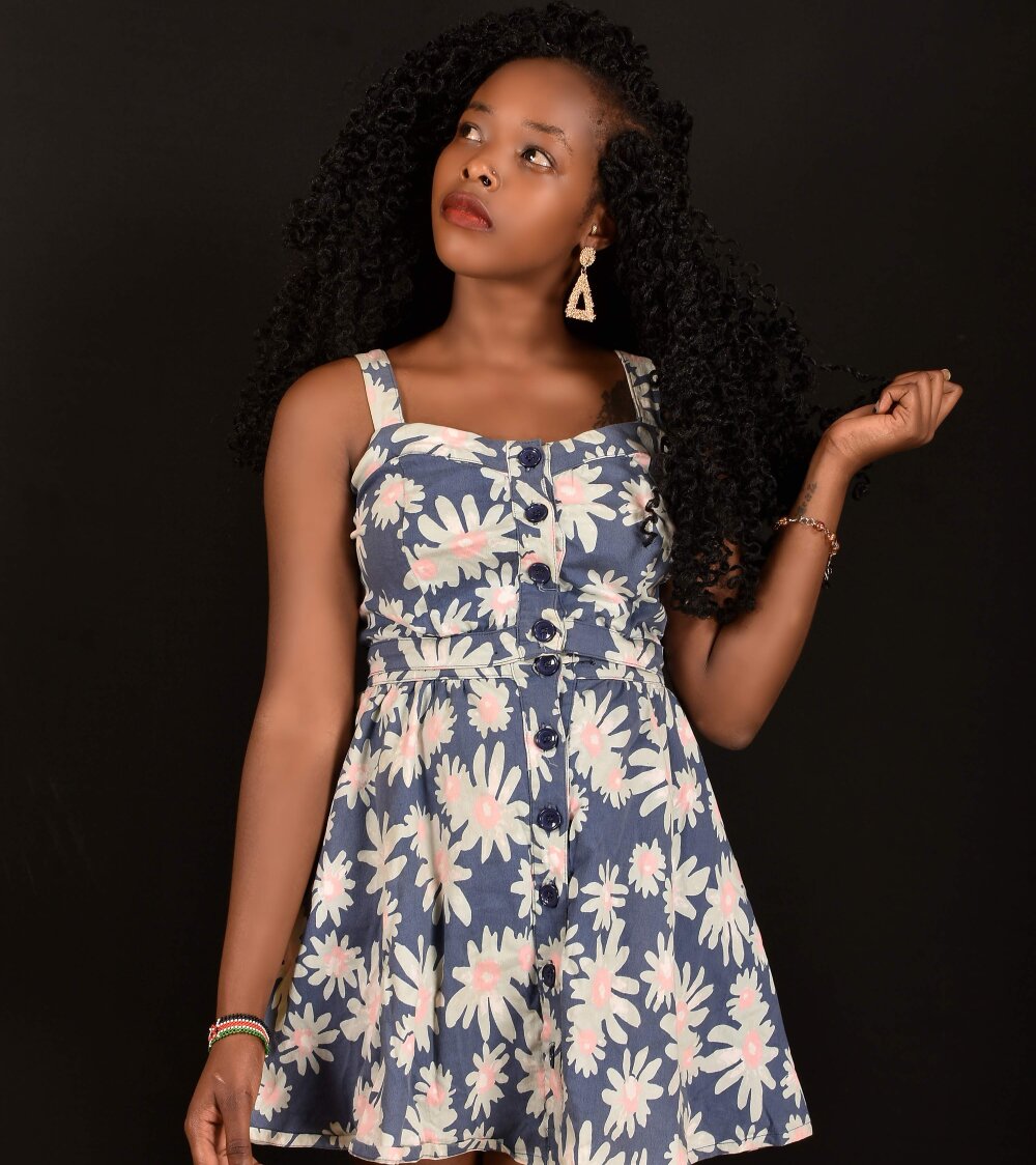 Skhy_b Free Live Webcam Show & XXX Chat | xHamsterLive