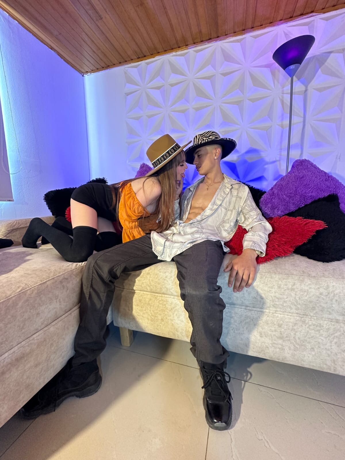 0Saly_And_Austin4