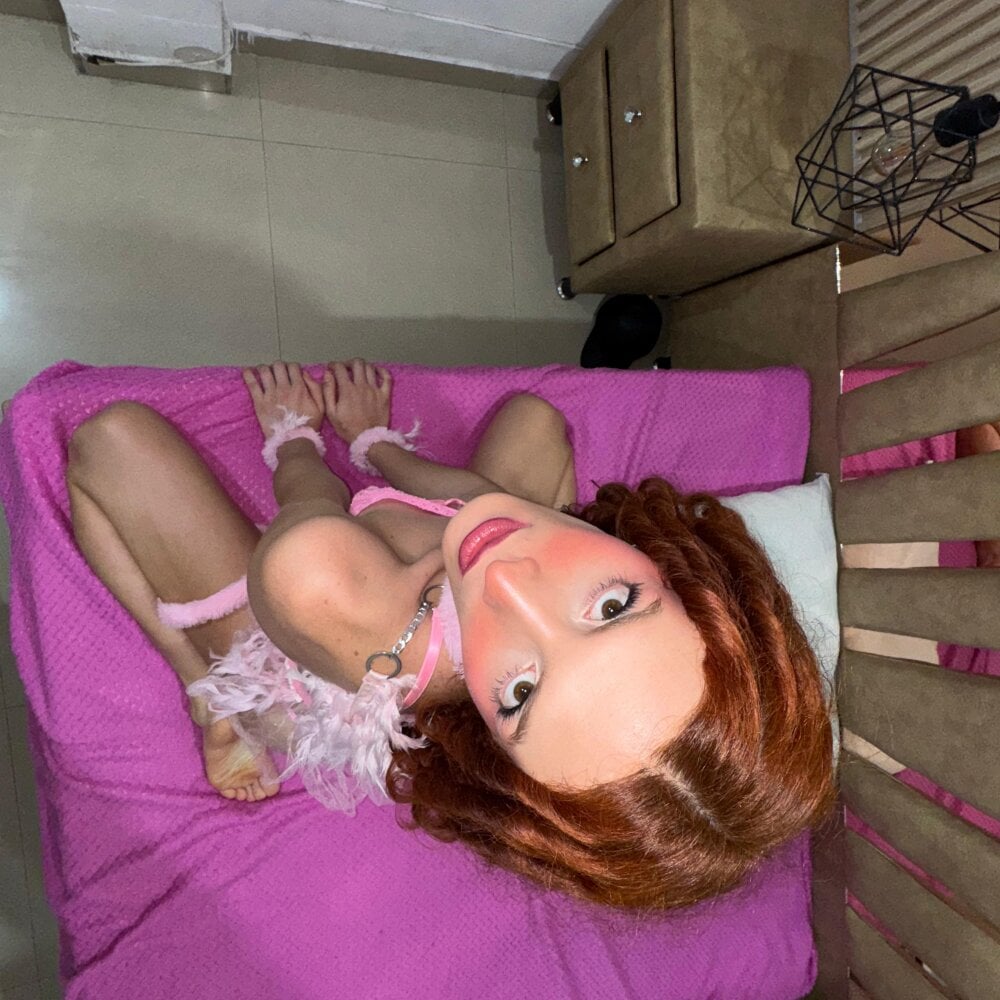 Emma_Lodgge profile