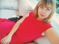 CorneliaStar's Offline Chat Room