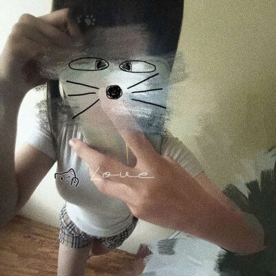 Kitten-cute