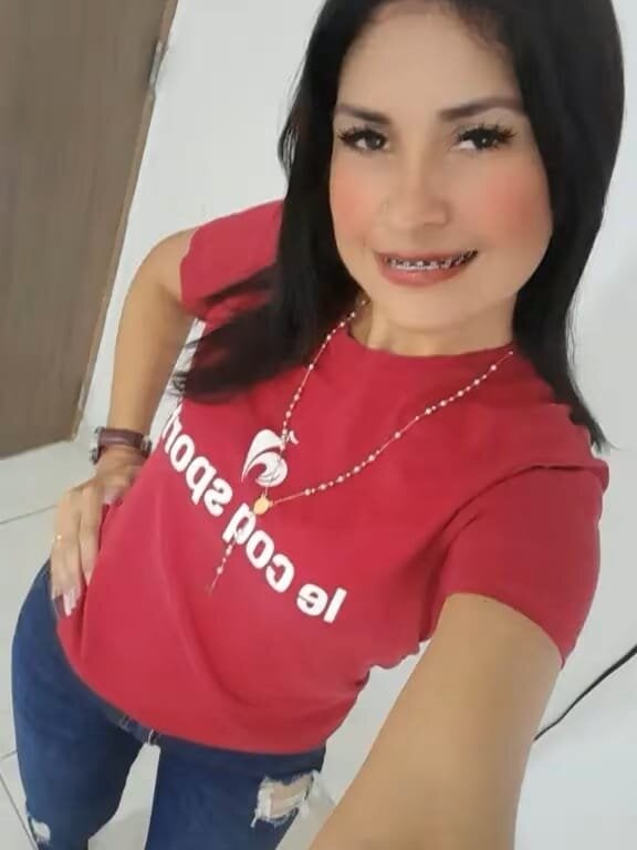 iluvcams.com selenaasm livesex profile in cloud-9-with-wi-fi cams