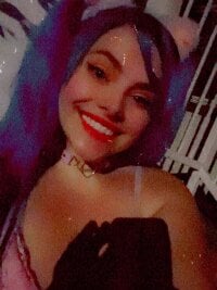 SmashlynBlue's Offline Chat Room