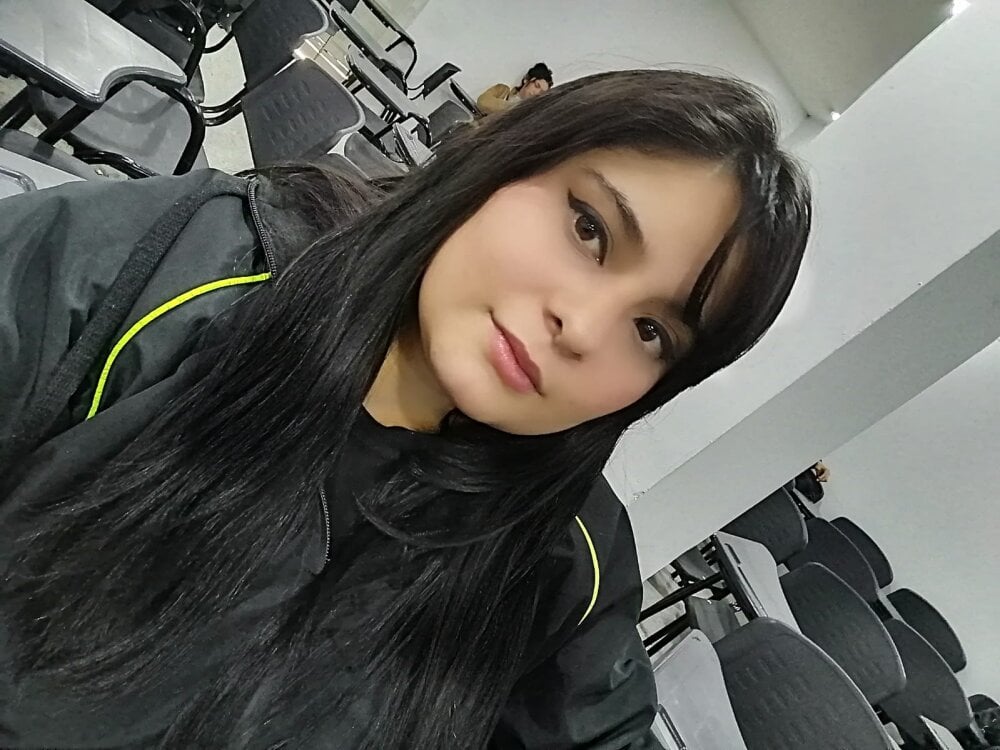 Live sex webcam photo for agathaaalove #288247968