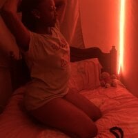 Pyt_Tianna's Offline Chat Room