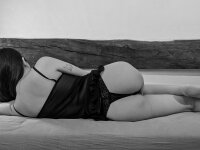 kimiko_in_france's Offline XXX Chat
