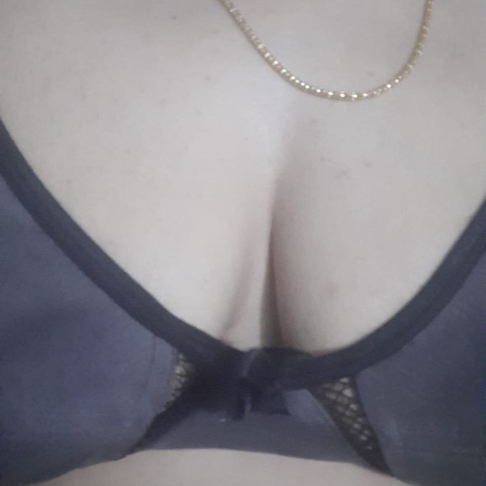 onaircams.com hotgirl23231 livesex profile in bisexual cams