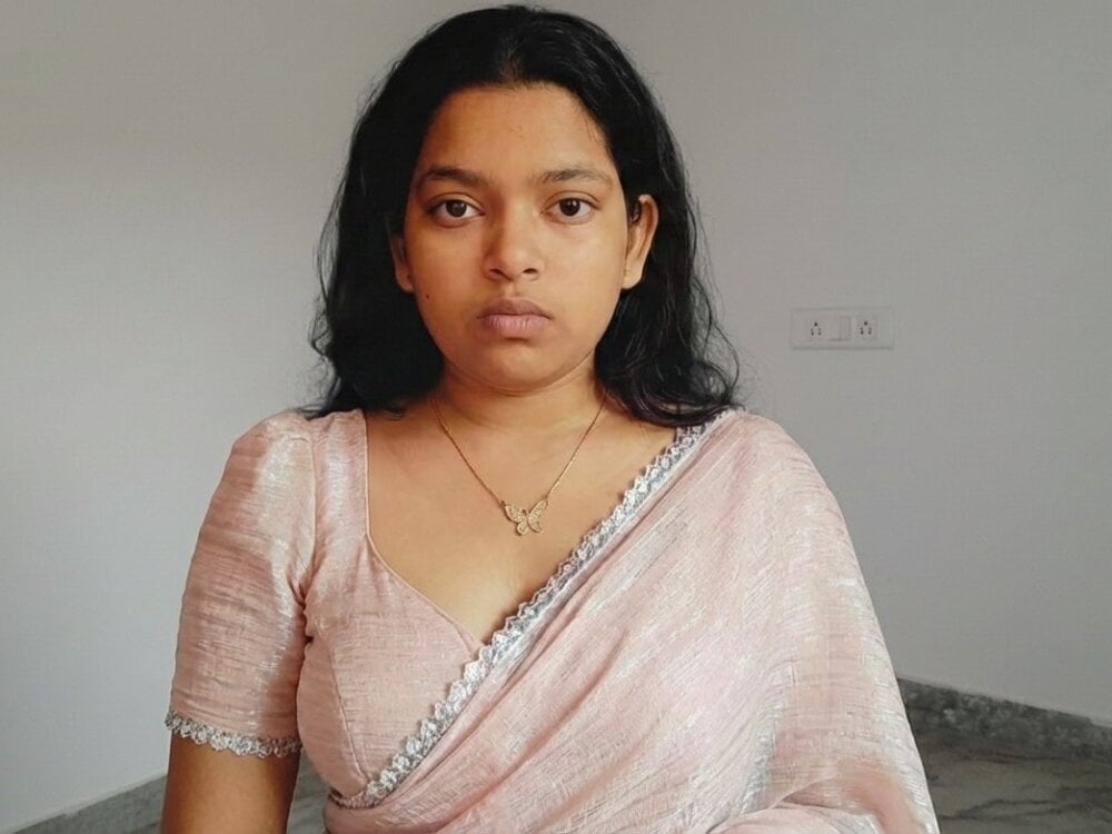 watchgirlcam.com divya_54 livesex profile in im-in-latvia-near-daugavpils cams