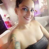 lorenova77's Offline Chat Room