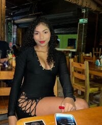 alecurly's webcam live show