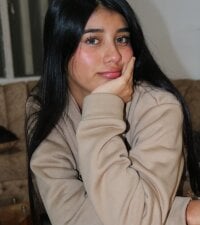 Isa_Dolly