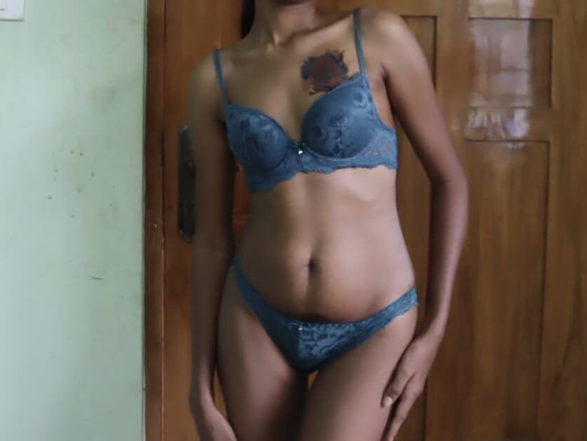 livesex.fan asmiratamil livesex profile in in-hornyland cams