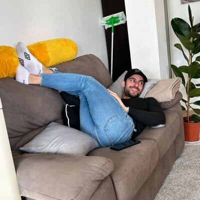 boys4boys1 Live Cam on StripChat