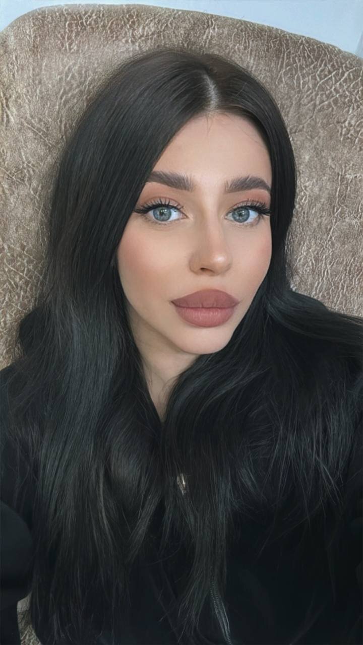 dolly_ly