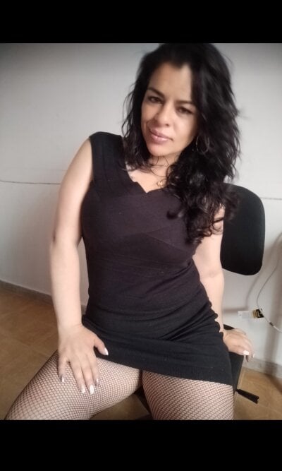 NATHALIA-28_ - colombian