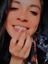 SweetDevilMajo's Offline Chat Room