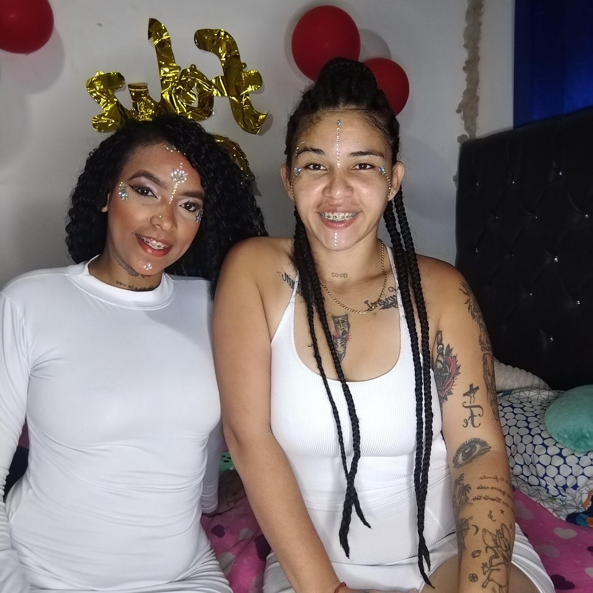 Nikol_and_Valentina