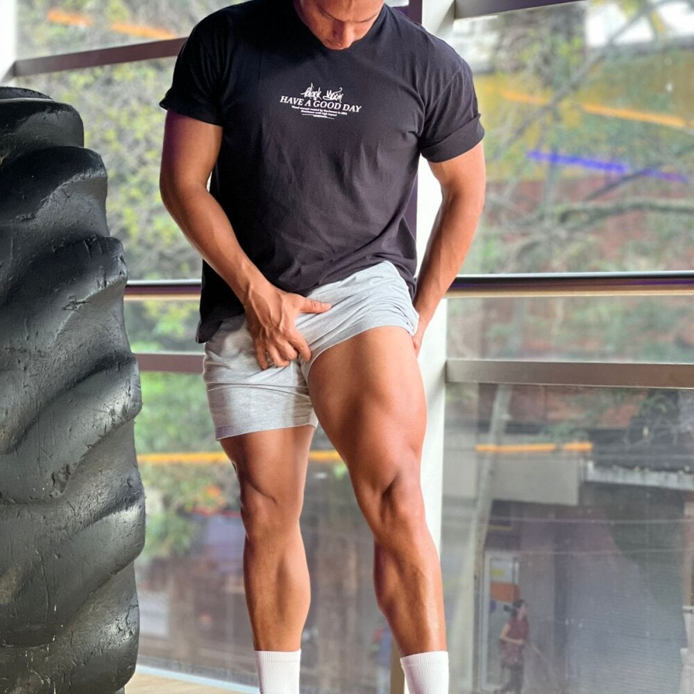 matteo_fit from stripchat