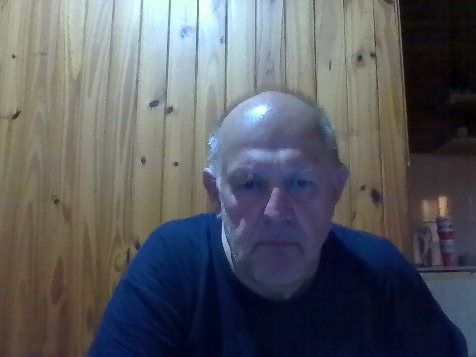 tripleW085 offline XXX-chat